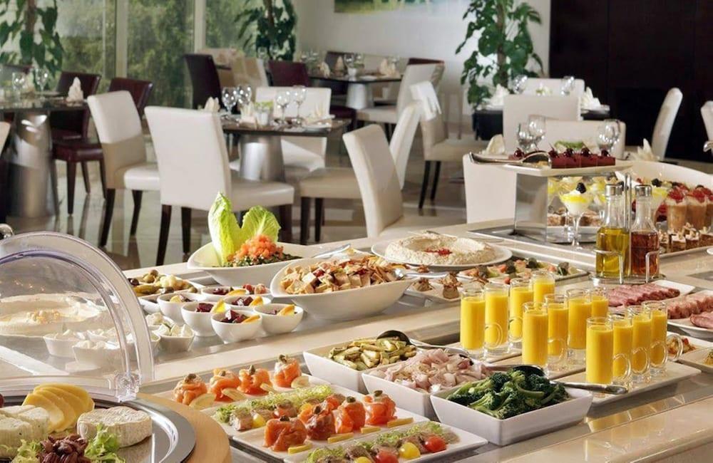 Safir Hotel Doha Kültér fotó