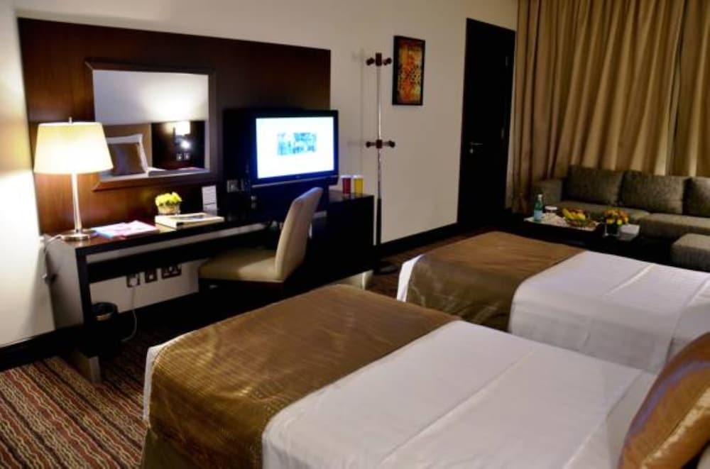 Safir Hotel Doha Kültér fotó