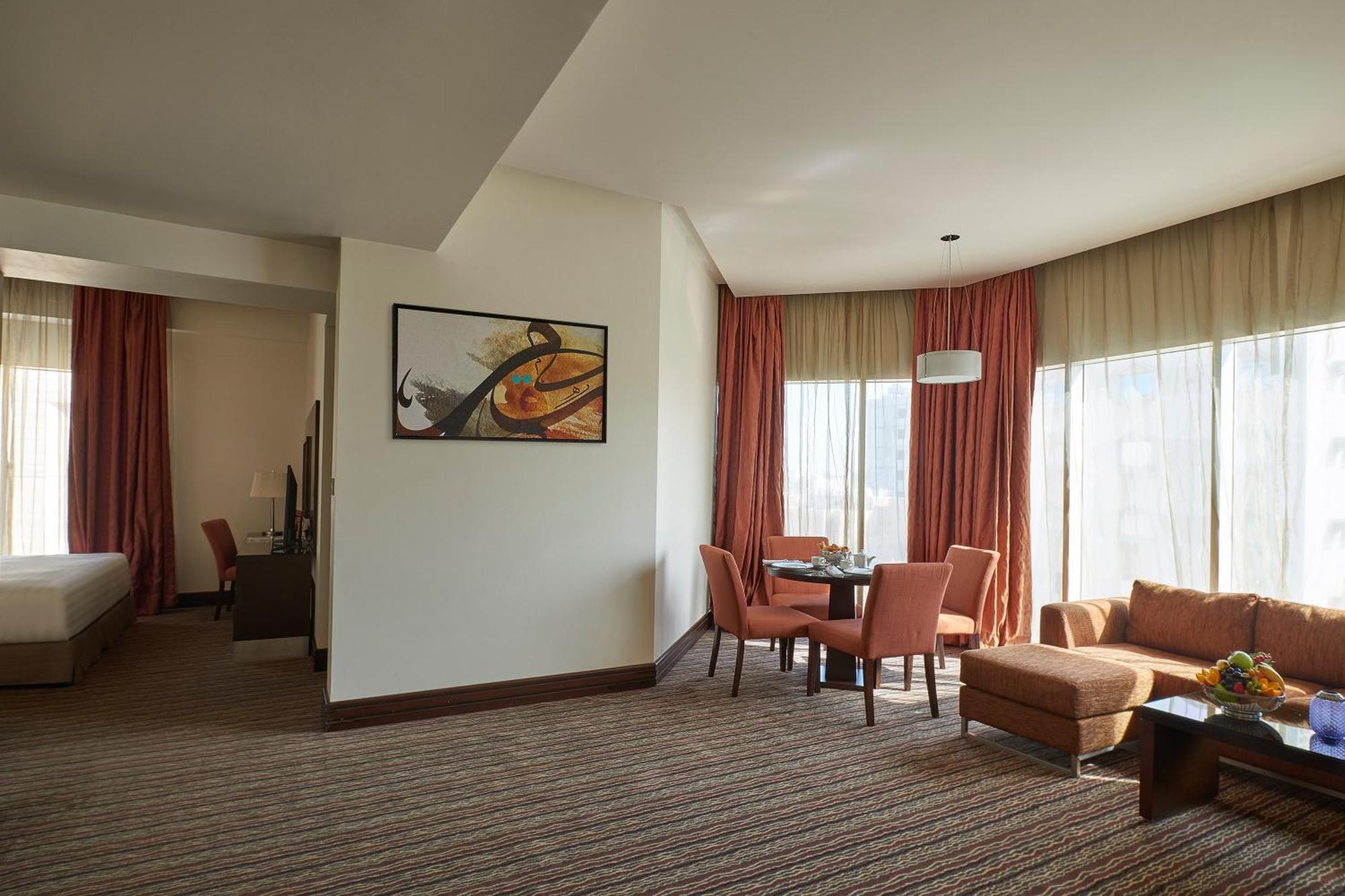 Safir Hotel Doha Kültér fotó